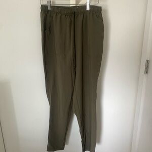Max Studio Pant